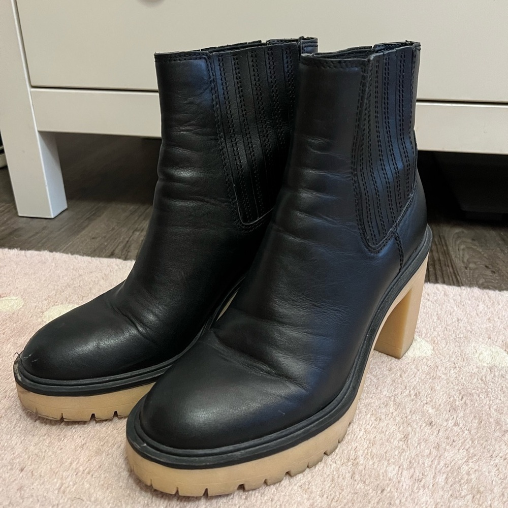 Dolce Vita Caster H2O Black Waterproof Leather Boots Women Sz 8